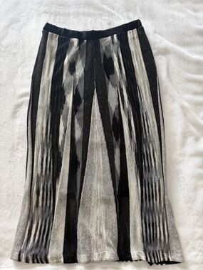 Jones NY stylish knit skirt, sz med